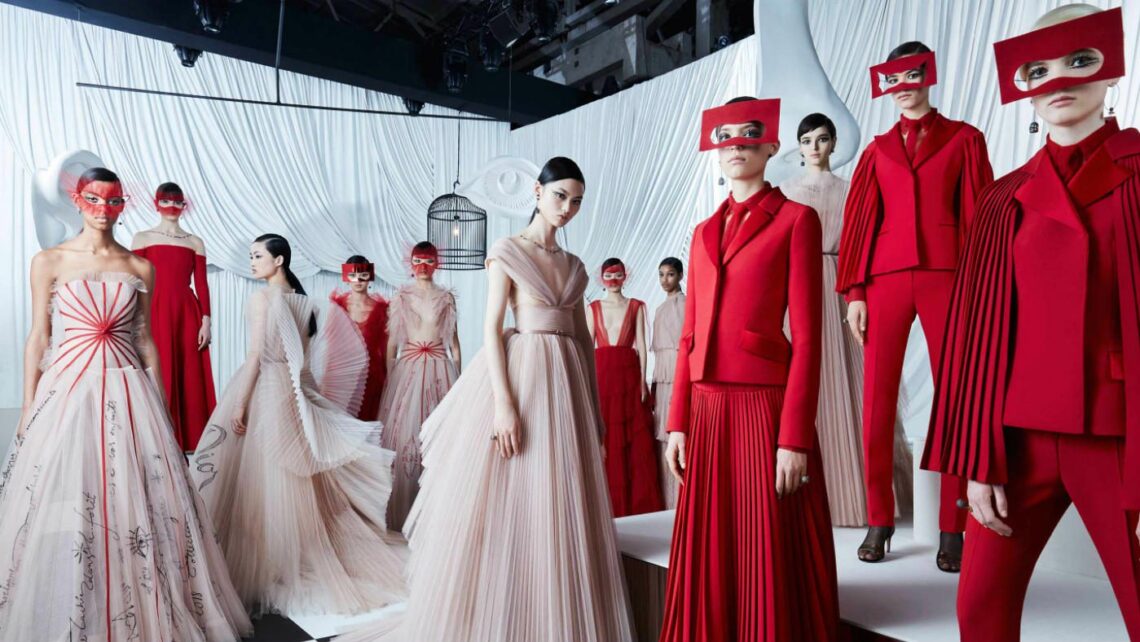 Mame Moda Dior Haute Couture Shanghai la maison omaggia l'oriente.