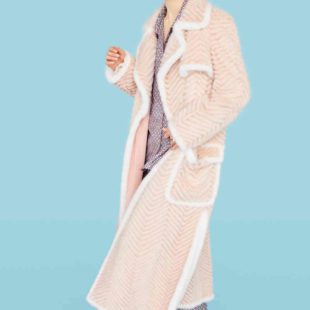 Mame moda Fendi Resort 2019, la collezione tra logomania e garbo. Robe de chambre