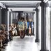 Mame Moda Louis Vuitton, al Louvre sfila il futuro. Look e location