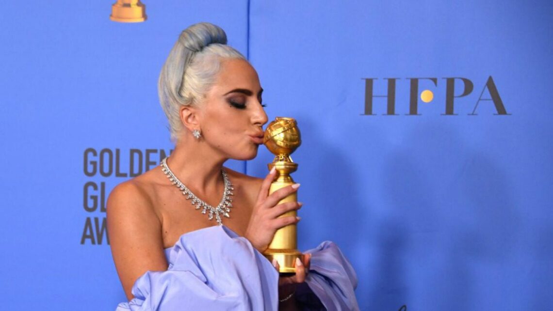 Golden Globe 2019, i look del red carpert. Lady Gaga