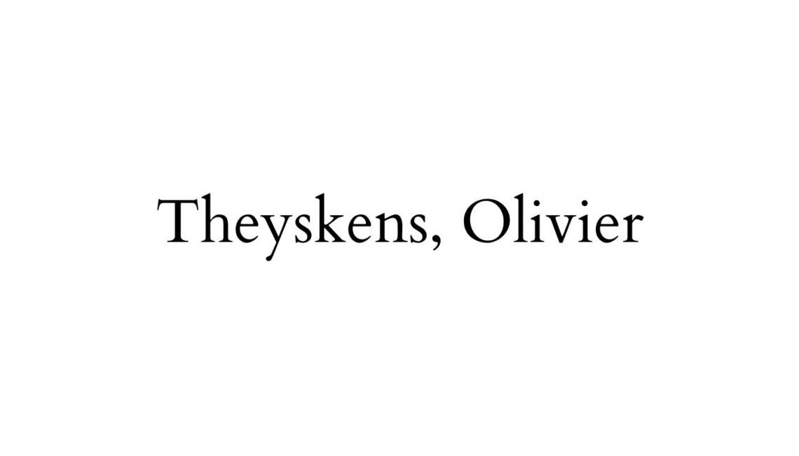 Olivier Theyskens 奥利维尔·泰斯肯斯